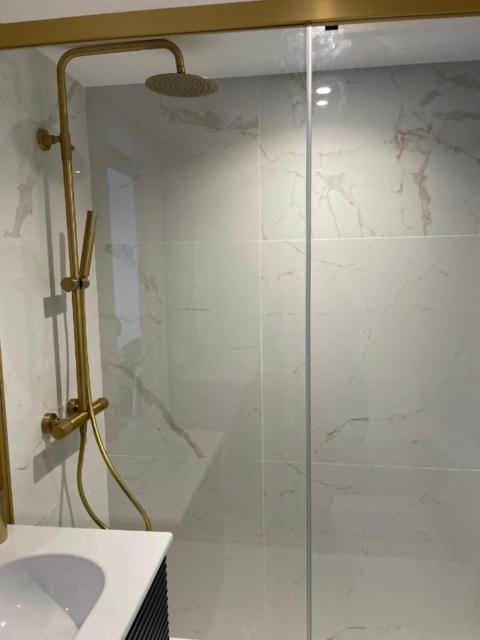 Apartamento Tres Banderas Эстепона Экстерьер фото